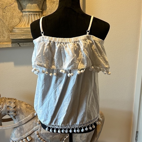 The Impeccabke Pig boutique off shoulder ruffle white top blouse Sz L - Picture 4 of 8